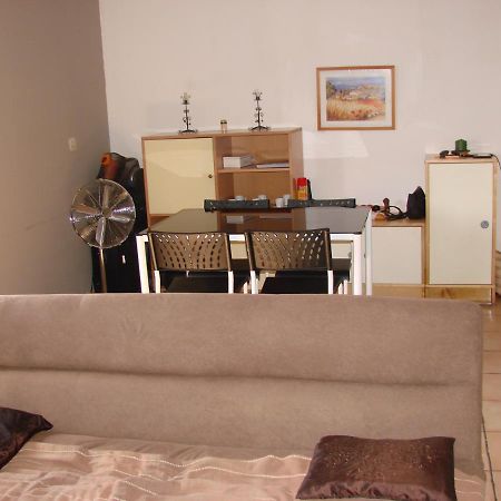 Apartamento 25 Fm 2 D Coursan Exterior foto